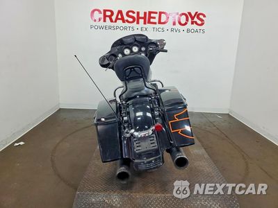 Czwarte zdjęcie samochodu z boku: 2011 HARLEY-DAVIDSON FLHX VIN:1HD1KBM18BB649533 - miniatura