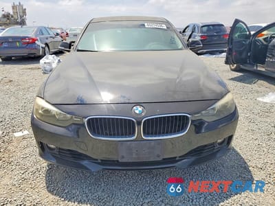 Piąte zdjęcie samochodu w środku: 2013 BMW 328 I SULEV VIN:WBA3C1C55DF443276 - miniatura