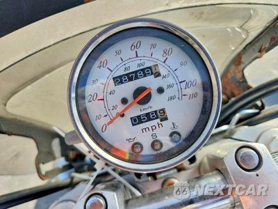 Zdjęcie 7 z 9 samochodu: 1999 HONDA VT750 CD VIN:JH2RC4449XM100031 - miniatura