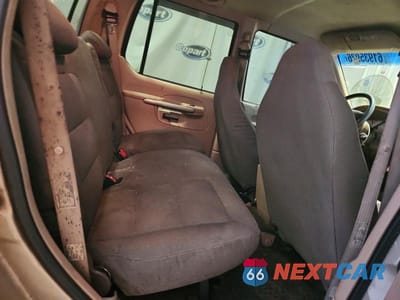 Zdjęcie 10 z 13 samochodu: 2001 FORD EXPLORER SPORT TRAC VIN:1FMZU67E01UB77251 - miniatura