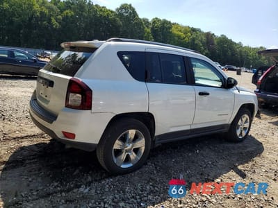 Trzecie zdjęcie samochodu z tyłu: 2016 JEEP COMPASS SPORT VIN:1C4NJDBBXGD729442 - miniatura