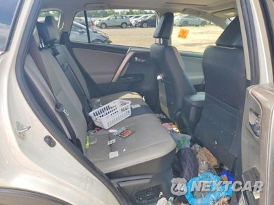 Zdjęcie 11 z 13 samochodu: 2018 TOYOTA RAV4 HV LIMITED VIN:JTMDJREV6JD244592 - miniatura