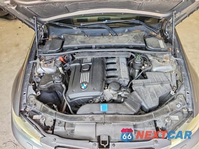 Zdjęcie 11 z 12 samochodu: 2011 BMW 328 XI VIN:WBAPK7G50BNN48828 - miniatura