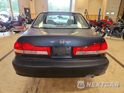 Zdjęcie 6 z 12 samochodu: 2002 HONDA ACCORD LX VIN:1HGCG66592A001306 - miniatura