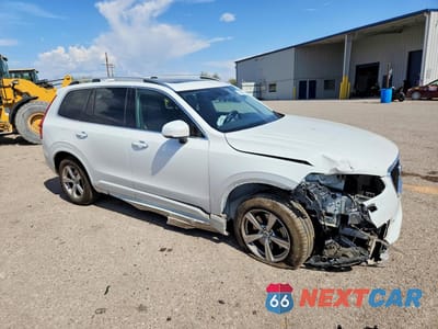 Czwarte zdjęcie samochodu z boku: 2017 VOLVO XC90 T5 VIN:YV4102KK1H1109732 - miniatura