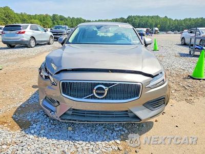 Piąte zdjęcie samochodu w środku: 2020 VOLVO S60 T5 MOMENTUM VIN:7JR102FK0LG057708 - miniatura