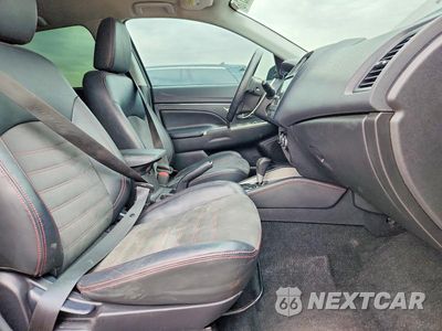 Zdjęcie 7 z 12 samochodu: 2018 MITSUBISHI OUTLANDER SPORT ES VIN:JA4AR3AW1JU025556 - miniatura
