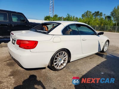 Trzecie zdjęcie samochodu z tyłu: 2013 BMW 328 I VIN:WBADW3C59DJ525533 - miniatura