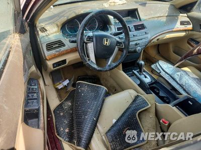 Zdjęcie 8 z 13 samochodu: 2010 HONDA ACCORD EXL VIN:1HGCP2F88AA173716 - miniatura