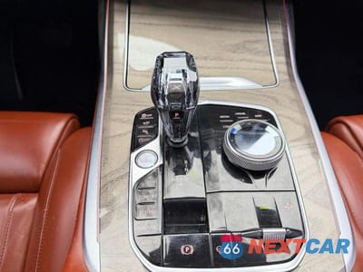 Zdjęcie 11 z 14 samochodu: 2019 BMW X7 XDRIVE40I VIN:5UXCW2C52KLB43713 - miniatura