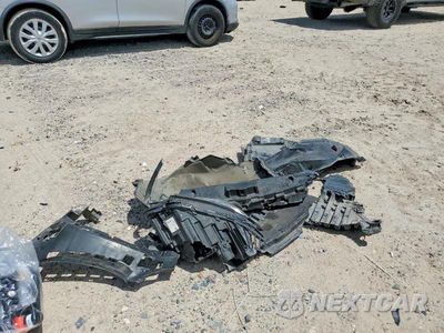 Zdjęcie 12 z 13 samochodu: 2017 MERCEDES-BENZ E 300 4MATIC VIN:WDDZF4KB1HA085485 - miniatura
