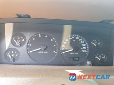Zdjęcie 9 z 13 samochodu: 1999 JEEP GRAND CHEROKEE LIMITED VIN:1J4GW68NXXC696921 - miniatura