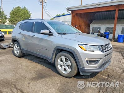 Czwarte zdjęcie samochodu z boku: 2019 JEEP COMPASS LATITUDE VIN:3C4NJCBB5KT851042 - miniatura
