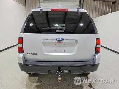 Zdjęcie 6 z 13 samochodu: 2010 FORD EXPLORER XLT VIN:1FMEU6DE2AUA95461 - miniatura