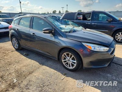 Czwarte zdjęcie samochodu z boku: 2018 FORD FOCUS SE VIN:1FADP3K25JL317663 - miniatura