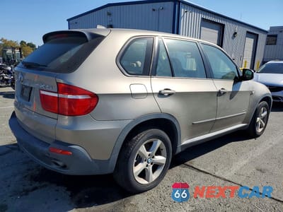 Trzecie zdjęcie samochodu z tyłu: 2010 BMW X5 XDRIVE30I VIN:5UXFE4C53AL276875 - miniatura