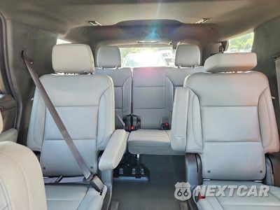 Zdjęcie 10 z 13 samochodu: 2022 CHEVROLET TAHOE K1500 Z71 VIN:1GNSKPKD5NR162034 - miniatura