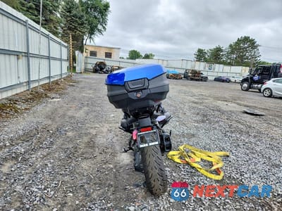 Czwarte zdjęcie samochodu z boku: 2026 BMW R 1300 RS VIN:WB10M6303T6M08803 - miniatura