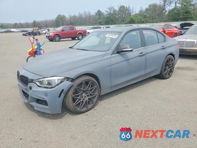 2018 BMW 3ER 330 XI WBA8D9C53JA607876 - główne zdjęcie licytacji z USA - miniatura