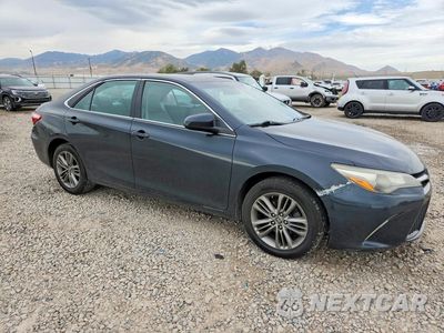 Czwarte zdjęcie samochodu z boku: 2016 TOYOTA CAMRY SE VIN:4T1BF1FK9GU182043 - miniatura