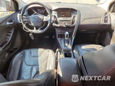 Zdjęcie 8 z 12 samochodu: 2015 FORD FOCUS TITANIUM VIN:1FADP3N28FL349395 - miniatura