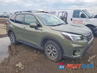 Czwarte zdjęcie samochodu z boku: 2019 SUBARU FORESTER PREMIUM VIN:JF2SKAEC3KH574111 - miniatura