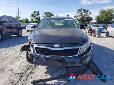 Piąte zdjęcie samochodu w środku: 2013 KIA OPTIMA LX VIN:5XXGM4A72DG190202 - miniatura