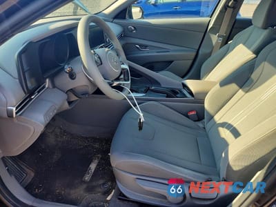 Zdjęcie 7 z 12 samochodu: 2023 HYUNDAI ELANTRA SEL VIN:KMHLM4AG9PU549974 - miniatura
