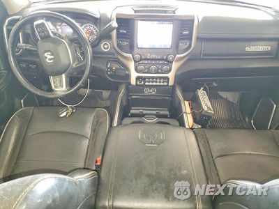 Zdjęcie 8 z 12 samochodu: 2022 RAM 3500 LARAMIE VIN:3C63RRJL6NG314763 - miniatura