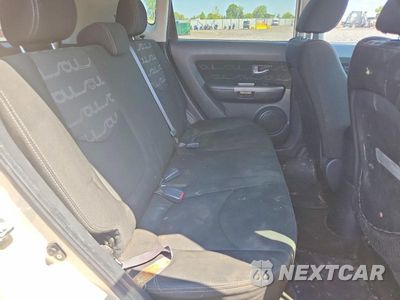 Zdjęcie 10 z 13 samochodu: 2013 KIA SOUL + VIN:KNDJT2A68D7572473 - miniatura