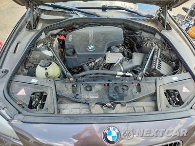 Zdjęcie 11 z 12 samochodu: 2013 BMW 528 XI VIN:WBAXH5C57DD111443 - miniatura