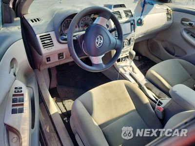 Zdjęcie 8 z 13 samochodu: 2013 TOYOTA COROLLA LE VIN:2T1BU4EE6DC061860 - miniatura