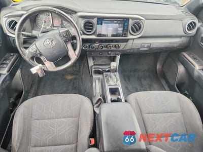 Zdjęcie 8 z 12 samochodu: 2017 TOYOTA TACOMA TRD SPORT VIN:3TMCZ5AN6HM049710 - miniatura