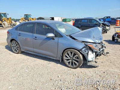 Czwarte zdjęcie samochodu z boku: 2020 TOYOTA COROLLA XSE VIN:JTDT4RCE7LJ043178 - miniatura