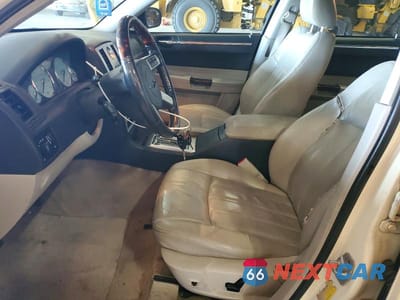 Zdjęcie 7 z 12 samochodu: 2007 CHRYSLER 300C VIN:2C3LA63HX7H765631 - miniatura