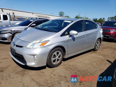 2015 TOYOTA PRIUS TWO JTDKN3DU6F0414353 - główne zdjęcie licytacji z USA - miniatura