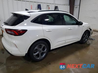 Trzecie zdjęcie samochodu z tyłu: 2024 FORD ESCAPE ST LINE VIN:1FMCU0MN2RUA91913 - miniatura