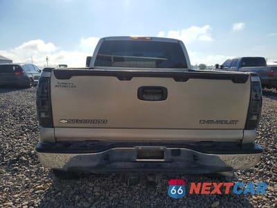 Zdjęcie 6 z 12 samochodu: 2004 CHEVROLET SILVERADO K1500 VIN:2GCEK19T341169166 - miniatura