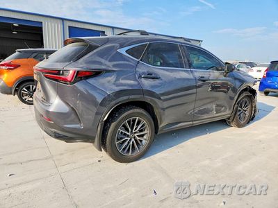 Trzecie zdjęcie samochodu z tyłu: 2025 LEXUS NX 350H PREMIUM VIN:JTJGKCEZ2S5037930 - miniatura
