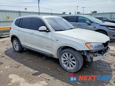 Czwarte zdjęcie samochodu z boku: 2015 BMW X3 XDRIVE35I VIN:5UXWX7C55F0K32624 - miniatura