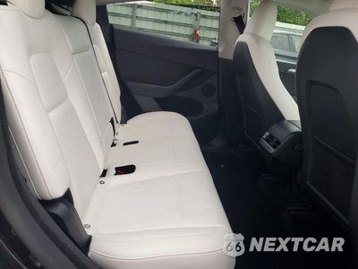 Zdjęcie 11 z 13 samochodu: 2024 TESLA MODEL Y VIN:7SAYGDEF5RF027229 - miniatura