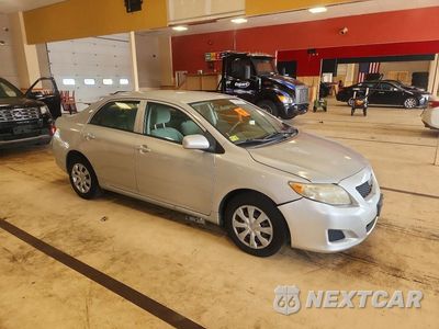 Czwarte zdjęcie samochodu z boku: 2010 TOYOTA COROLLA LE VIN:2T1BU4EE1AC244224 - miniatura