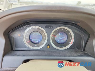 Zdjęcie 9 z 12 samochodu: 2010 VOLVO XC60 T6 VIN:YV4992DZ8A2020985 - miniatura