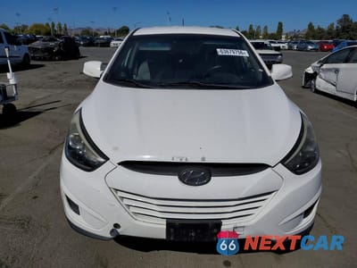 Piąte zdjęcie samochodu w środku: 2015 HYUNDAI TUCSON GLS VIN:KM8JT3AF6FU037602 - miniatura
