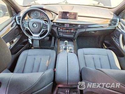 Zdjęcie 8 z 14 samochodu: 2018 BMW X5 XDRIVE35I VIN:5UXKR0C50J0X94889 - miniatura