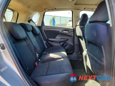 Zdjęcie 10 z 12 samochodu: 2016 HONDA FIT EX VIN:JHMGK5H74GS008753 - miniatura
