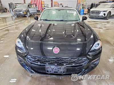 Piąte zdjęcie samochodu w środku: 2017 FIAT 124 SPIDER CLASSICA VIN:JC1NFAEK4H0124091 - miniatura