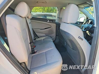 Zdjęcie 10 z 12 samochodu: 2019 HYUNDAI TUCSON VALUE VIN:KM8J3CA47KU863982 - miniatura