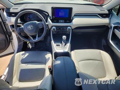 Zdjęcie 8 z 13 samochodu: 2023 TOYOTA RAV4 XLE PREMIUM VIN:2T3C1RFV5PW280859 - miniatura