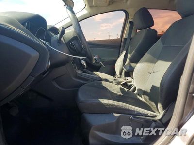 Zdjęcie 7 z 12 samochodu: 2013 FORD FOCUS SE VIN:1FADP3F28DL200996 - miniatura